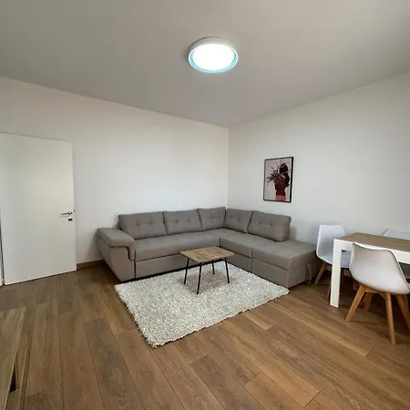 Appartement Sunrise Apartament *